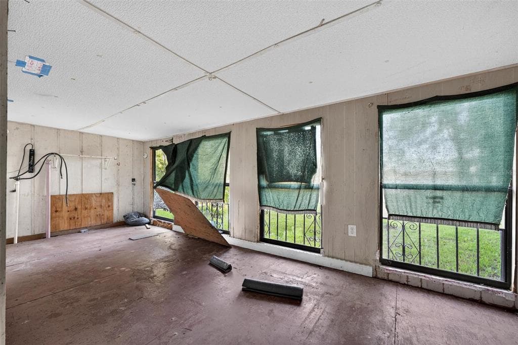 54544 BUCKHORN ROAD photo 18