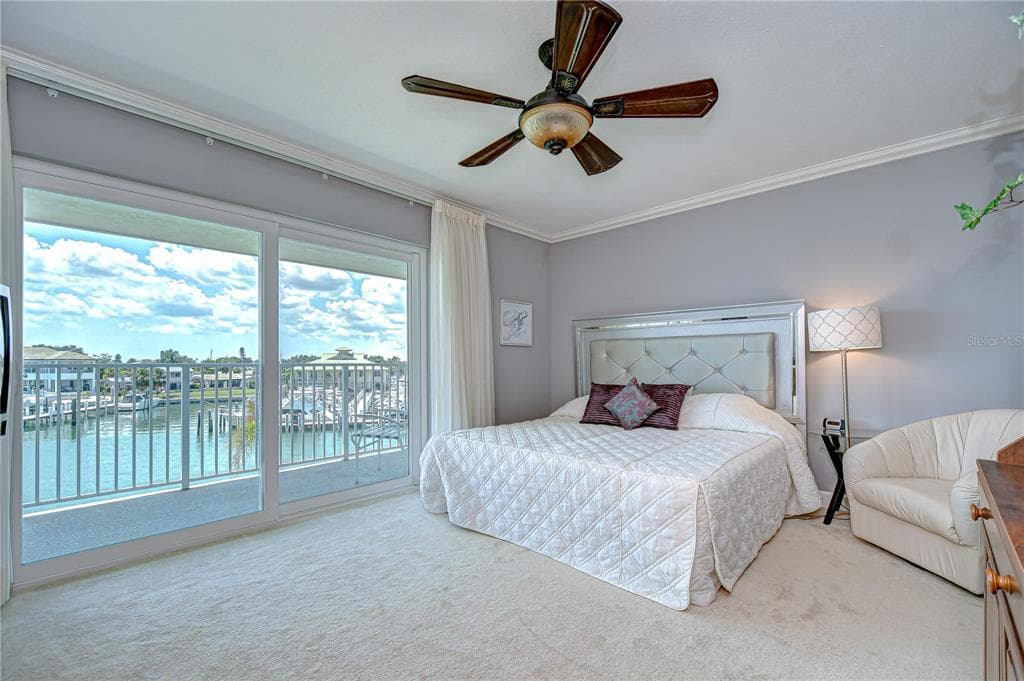 340 PINELLAS BAYWAY S 304 photo 19