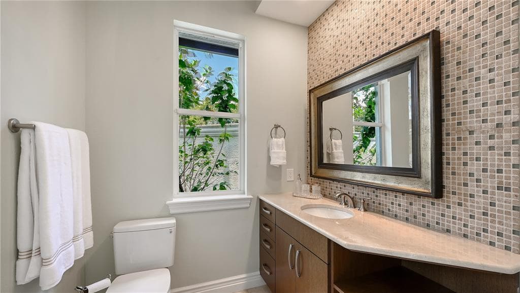 6959 WESTCHESTER CIRCLE photo 18