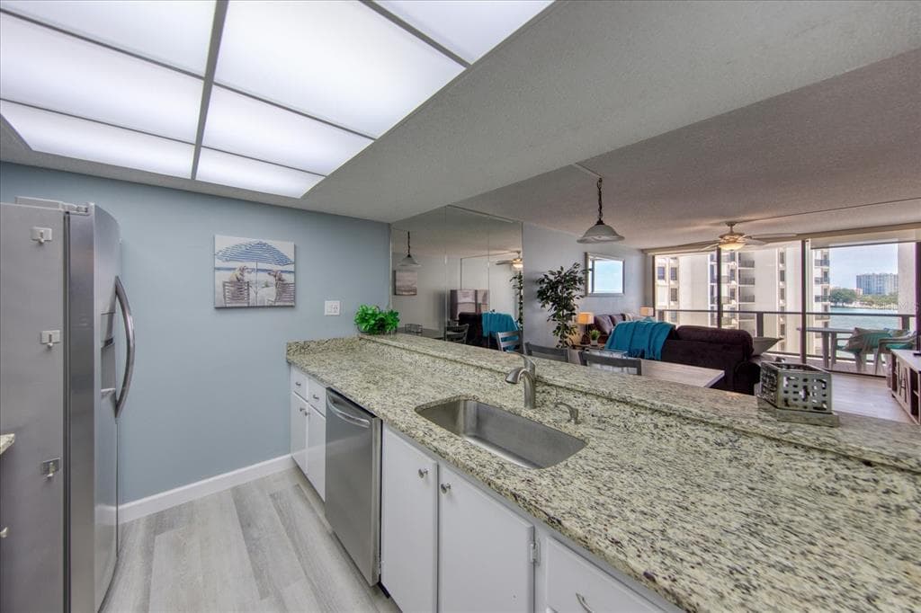 440 S GULFVIEW BOULEVARD 701 photo 9