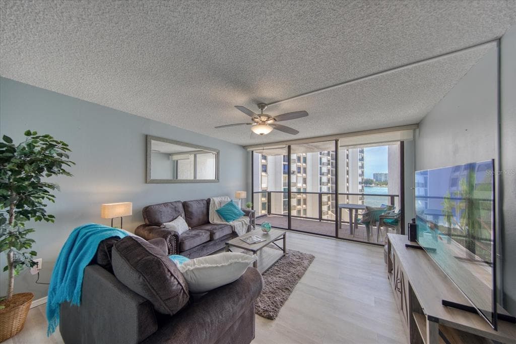 440 S GULFVIEW BOULEVARD 701 photo 4