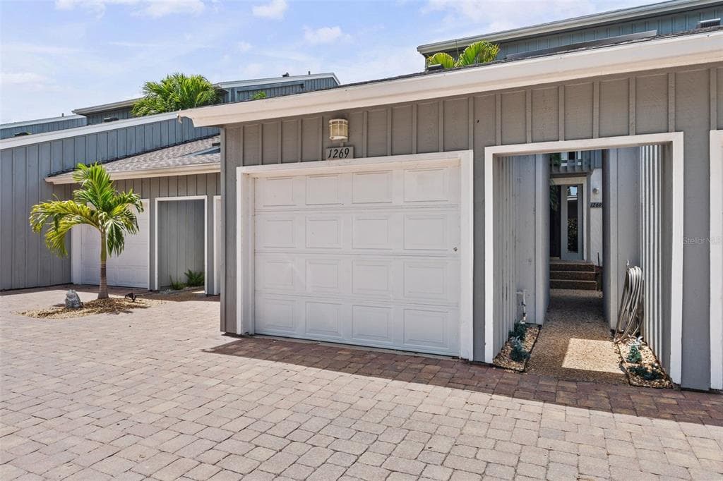 1269 DOCKSIDE PLACE 115 photo 2