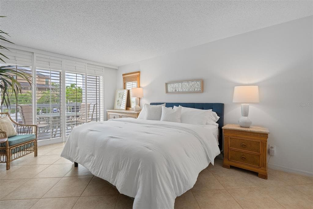 1269 DOCKSIDE PLACE 115 photo 17