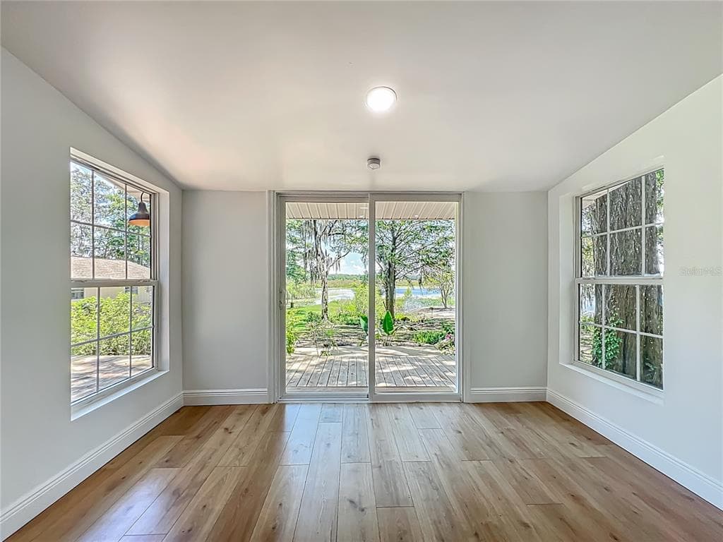8781 S LAKESHORE DRIVE photo 21