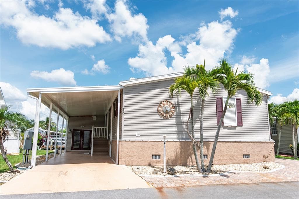 53 ROTTERDAM DRIVE photo 1