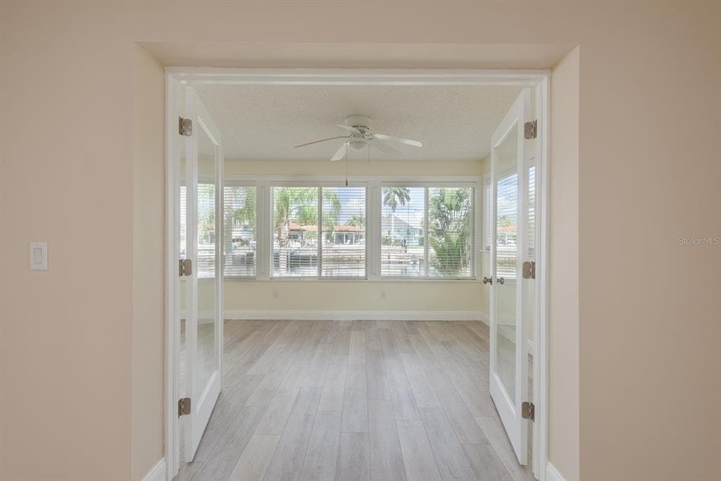 5008 GLENN DRIVE photo 25