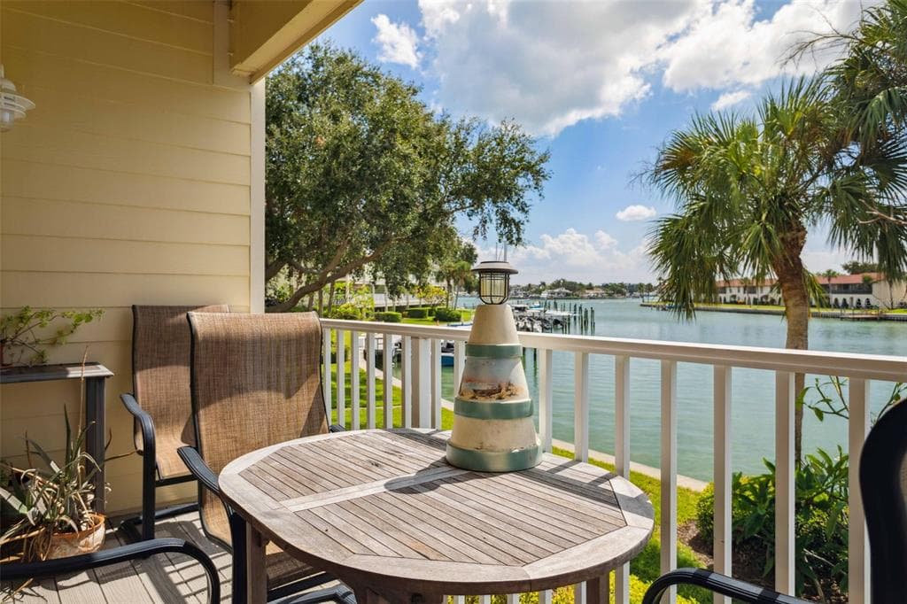 459 HAVEN POINT DRIVE #459 2