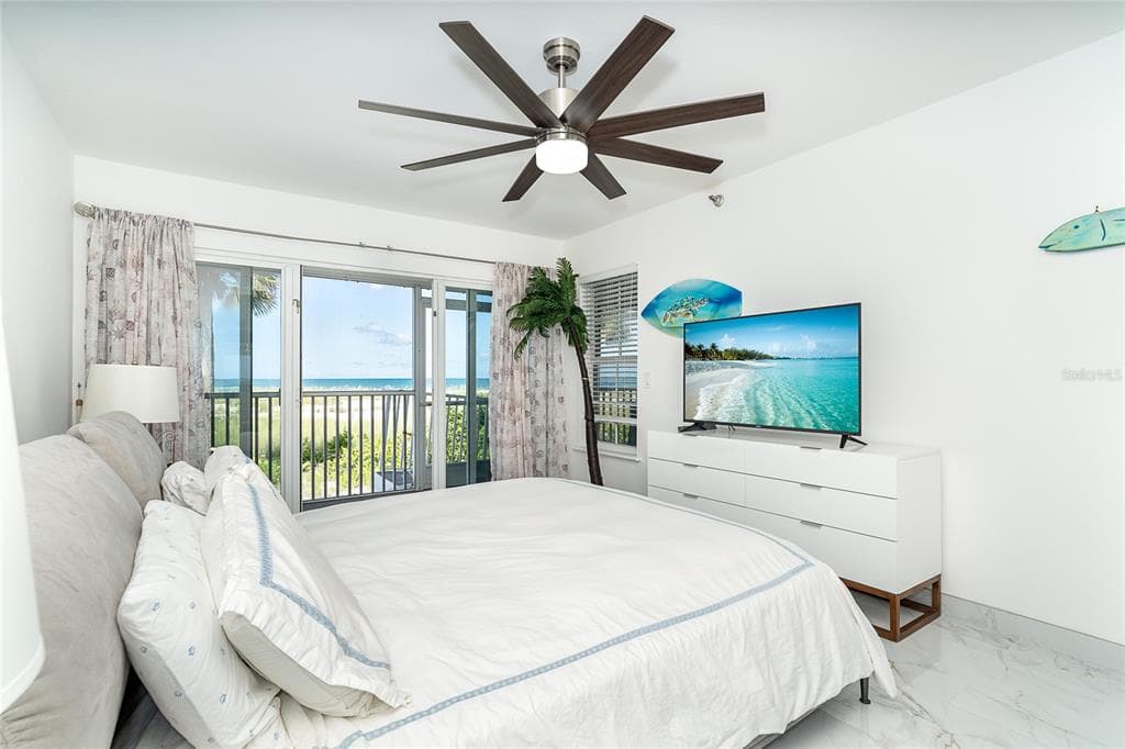7500 PALM ISLAND DRIVE S 2111 photo 24