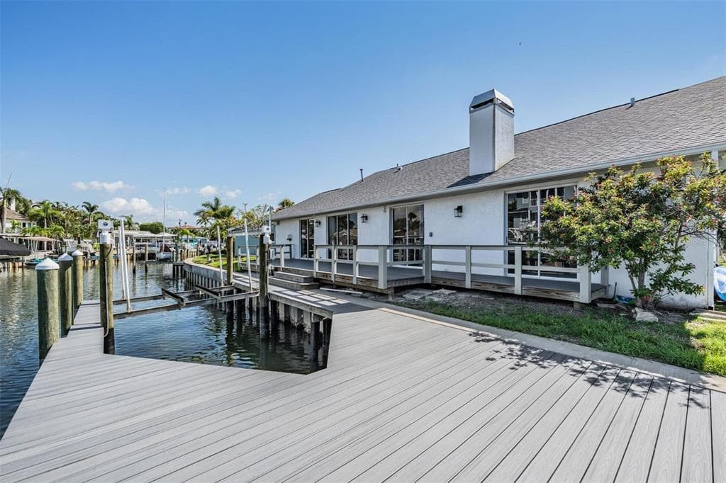 2127 LAGOON DRIVE 2
