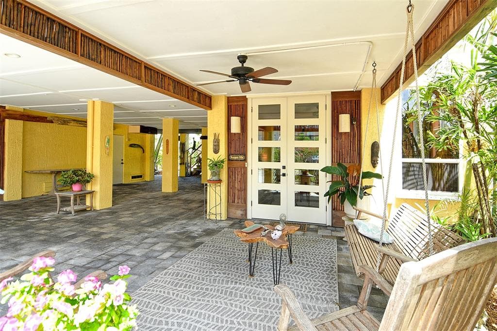 701 MARBURY LANE 4