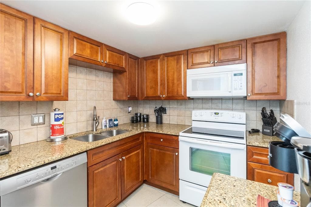 2625 SOUTH ATLANTIC AVENUE 12BSW photo 25