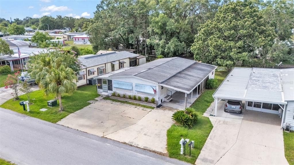 2068 THELMA DRIVE photo 3
