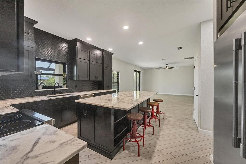15530 AQUA CIRCLE photo 12