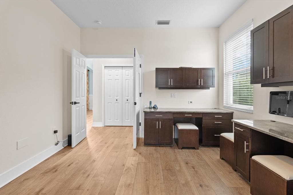 1300 WYNDHAM LAKES DRIVE photo 19