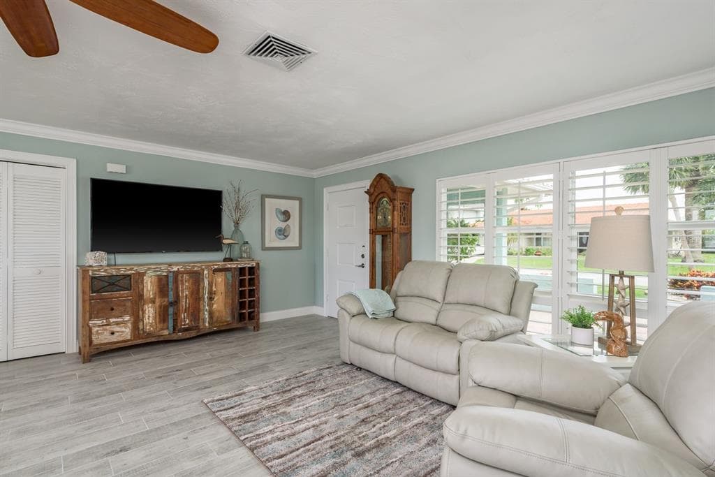 3301 SEAWAY DRIVE photo 11