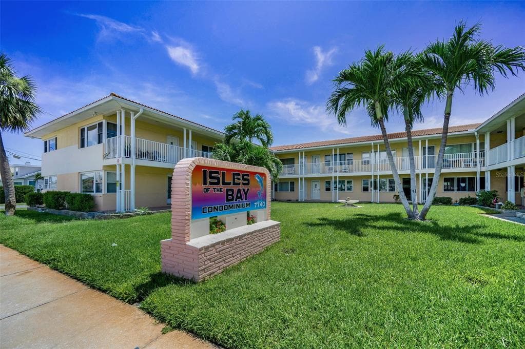 7740 BOCA CIEGA DRIVE #204 5