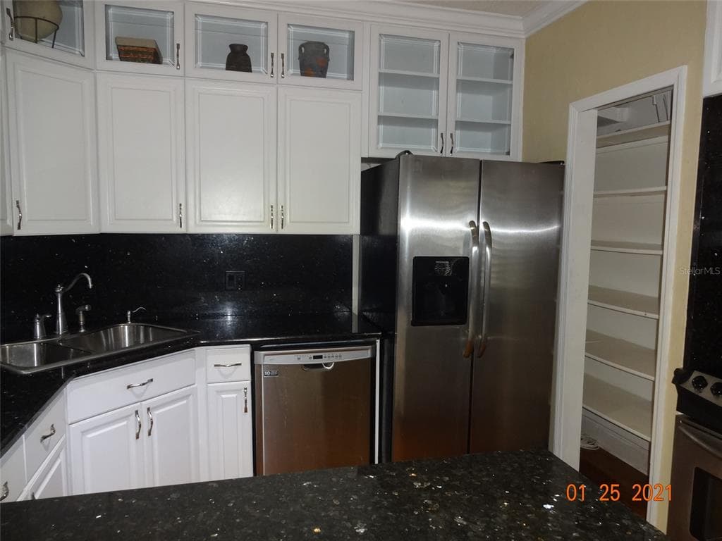 1144 DELANEY AVENUE 1144 photo 23