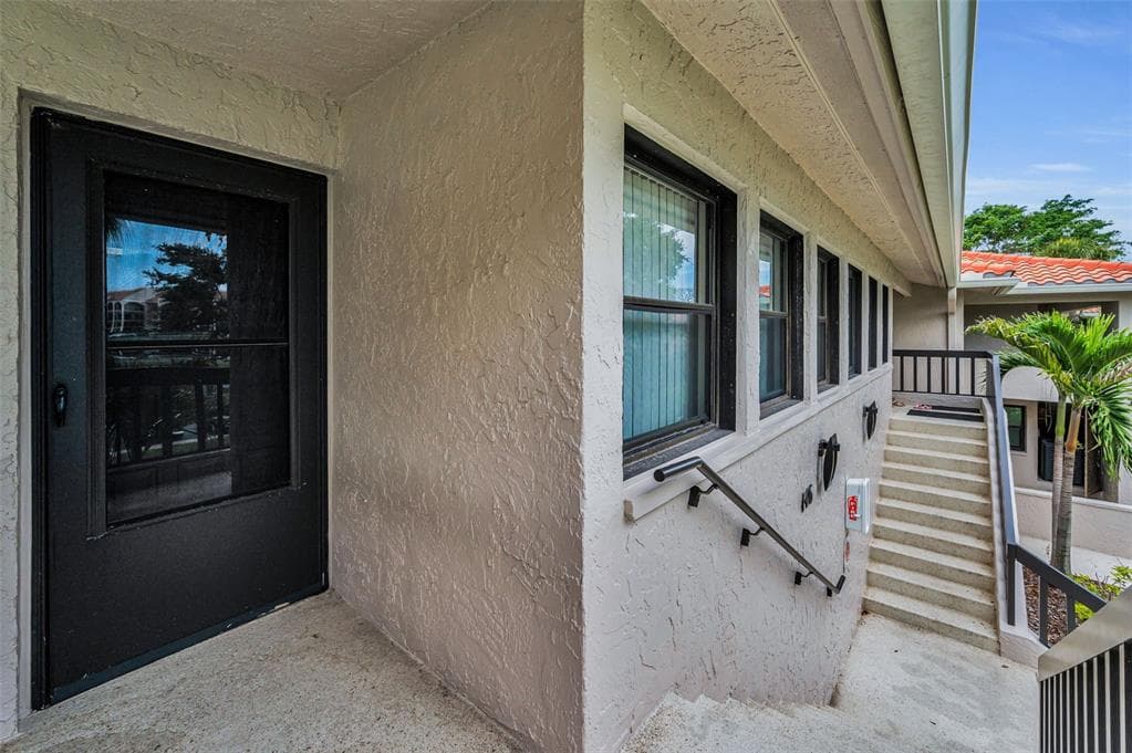 1813 MARINER DRIVE 146 photo 15