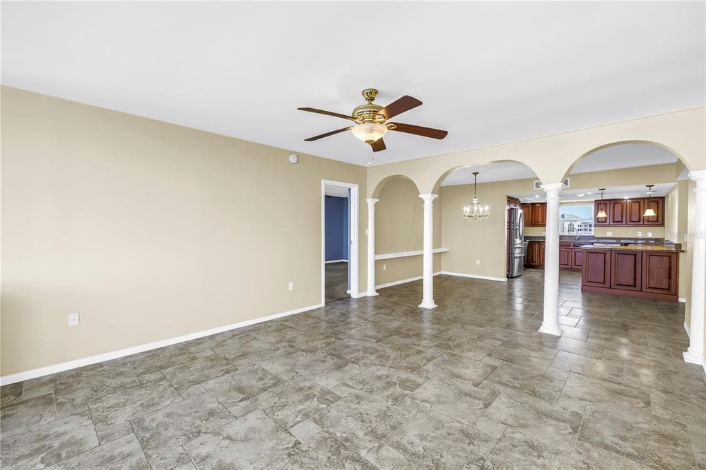 5108 BRITTANY DRIVE S 908 photo 17