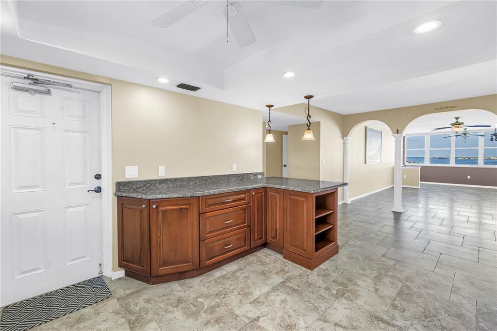 5108 BRITTANY DRIVE S 908 photo 9