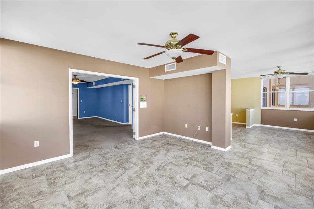5108 BRITTANY DRIVE S 908 photo 25