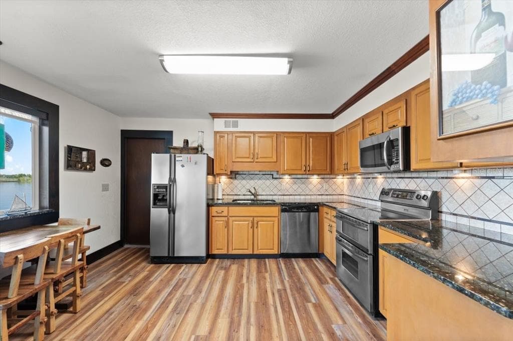 2306 JOHN ANDERSON DRIVE photo 13