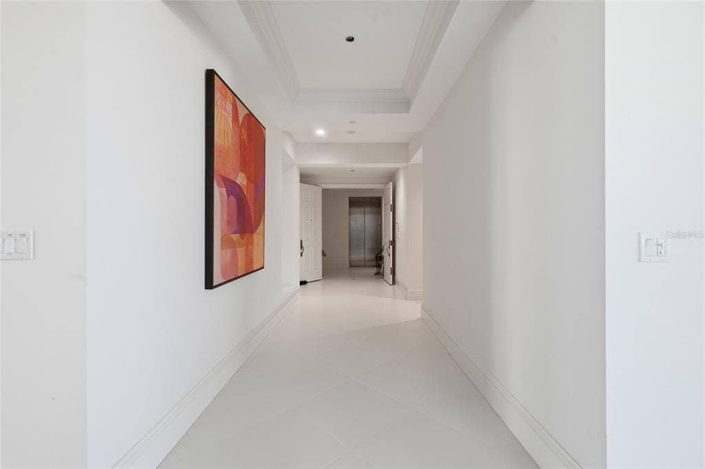 2251 GULF OF MEXICO DRIVE 301 photo 6