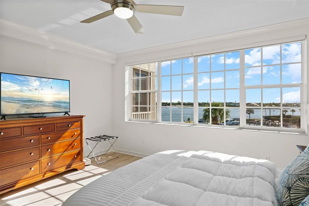 1240 DOLPHIN BAY WAY 401 photo 17