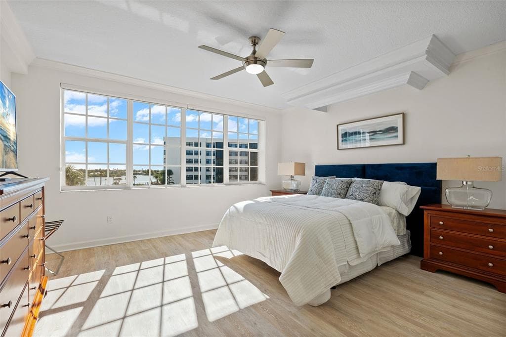 1240 DOLPHIN BAY WAY 401 photo 16