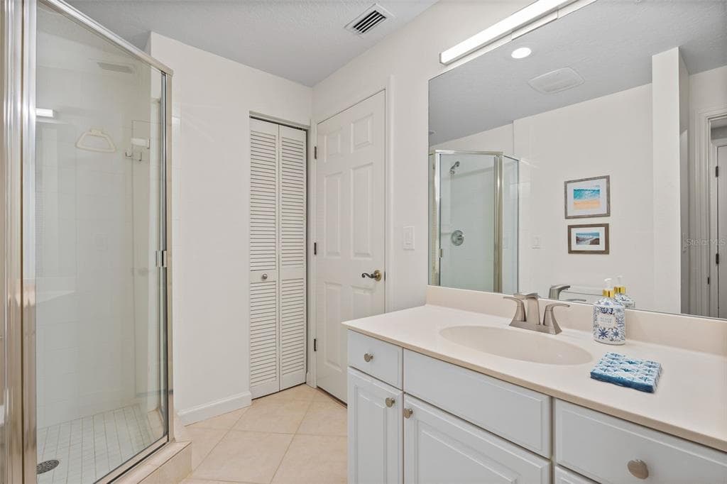 1240 DOLPHIN BAY WAY 401 photo 24