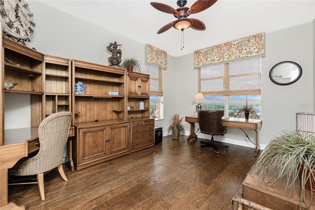 3313 SUNSET KEY CIR 701 photo 23