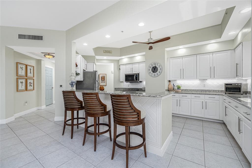 3313 SUNSET KEY CIR 701 photo 16