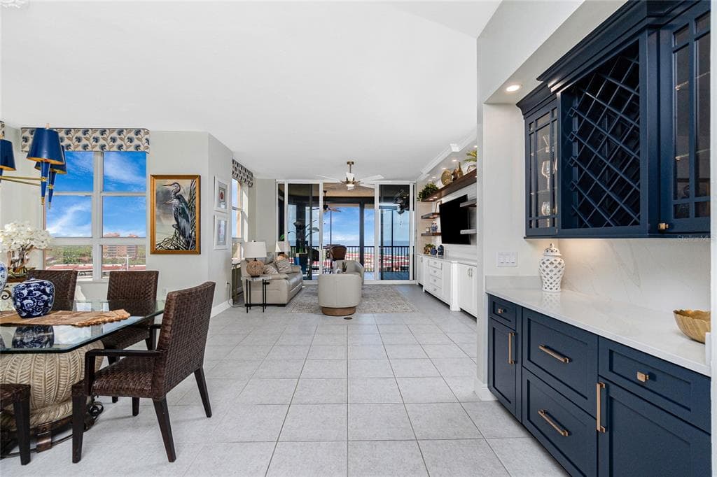 3313 SUNSET KEY CIR 701 photo 12
