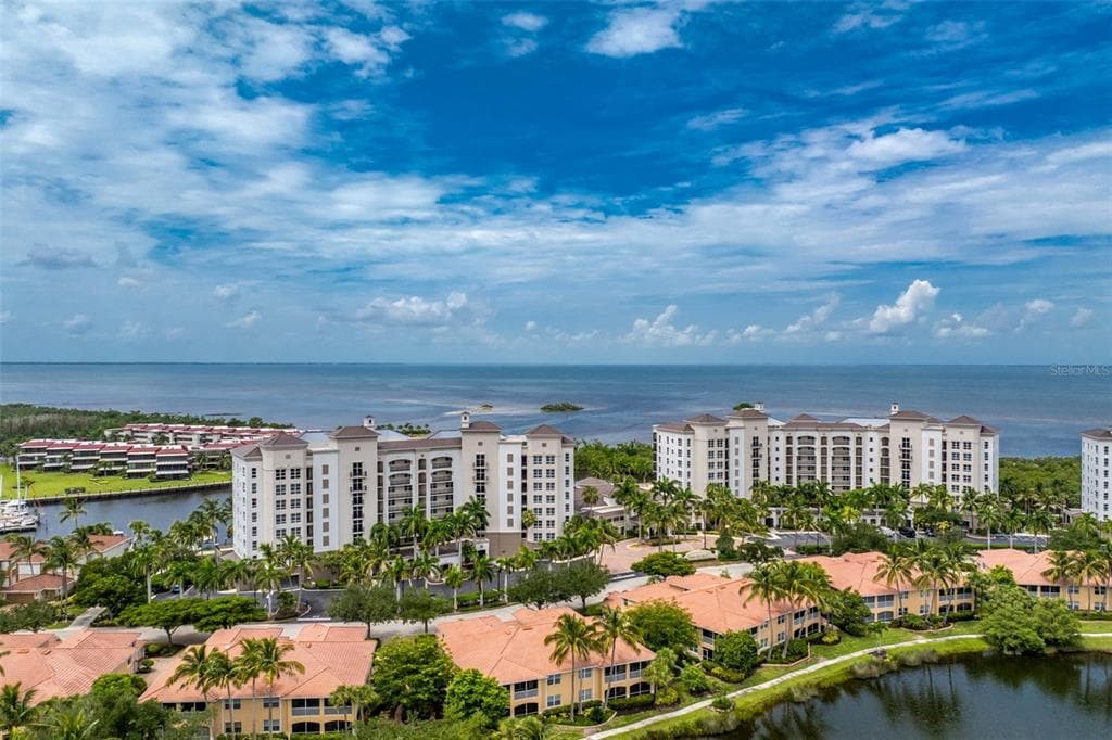 3313 SUNSET KEY CIR 701 photo 1