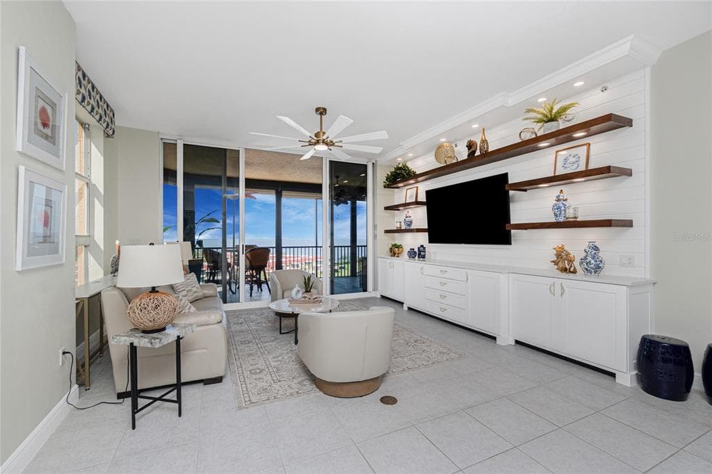 3313 SUNSET KEY CIR 701 photo 9