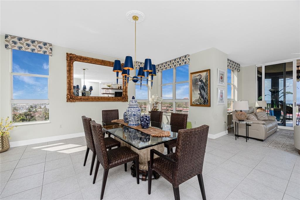 3313 SUNSET KEY CIR 701 photo 11