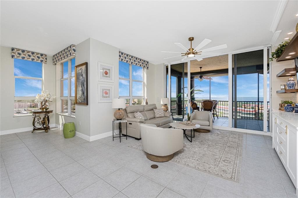 3313 SUNSET KEY CIR 701 photo 8