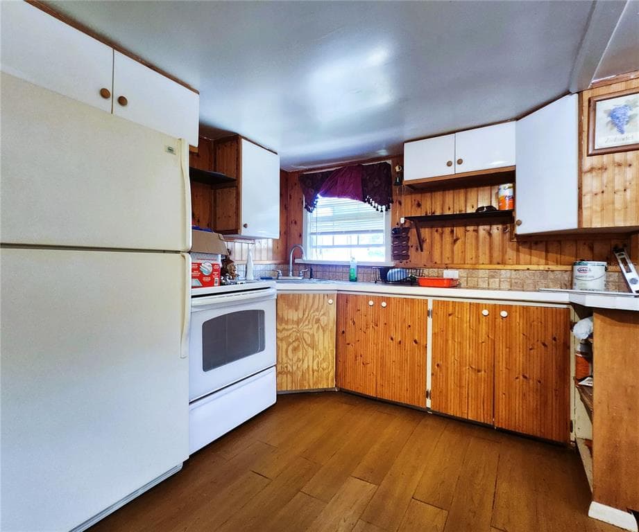6975 EDGEWATER DRIVE photo 17