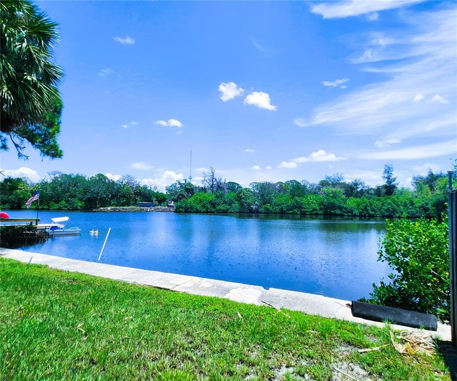 6975 EDGEWATER DRIVE photo 3