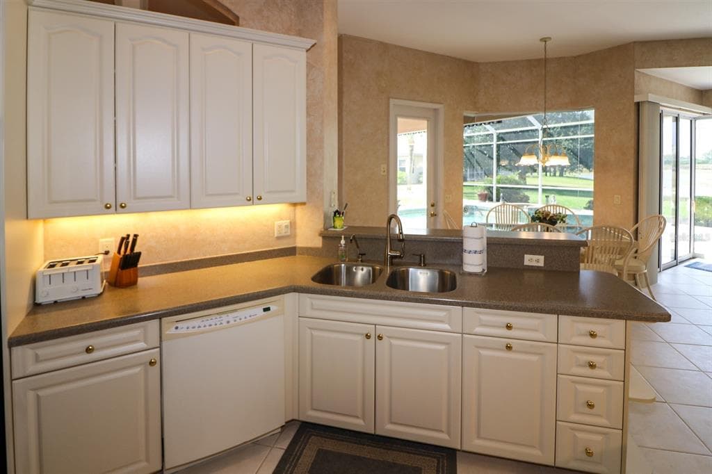 1855 SILVER PALM ROAD photo 13