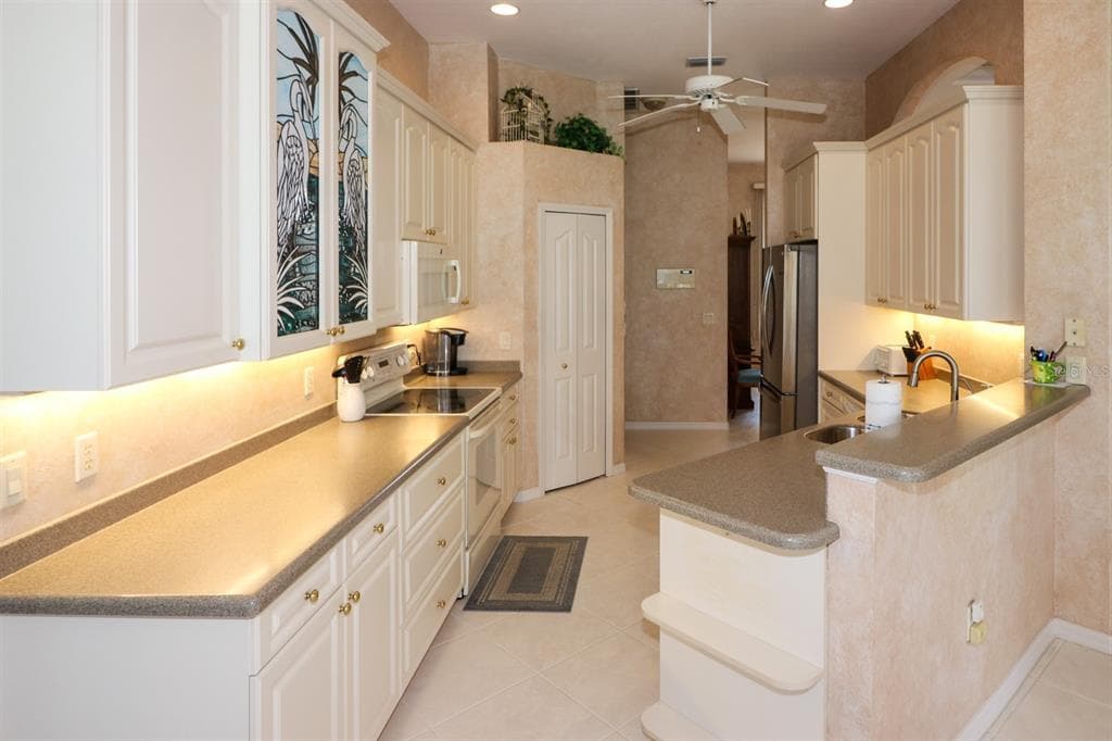 1855 SILVER PALM ROAD photo 16