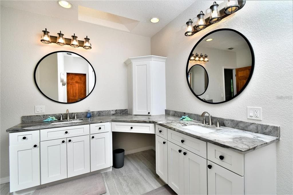 355 TRIESTE DRIVE photo 24