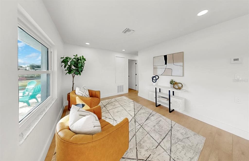 424 DORIC COURT photo 22