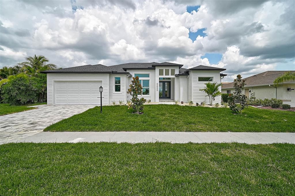 6655 PAN AMERICAN BOULEVARD 2