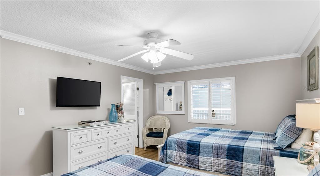18500 GULF BOULEVARD 209 photo 17
