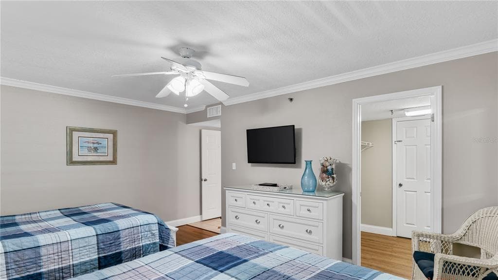 18500 GULF BOULEVARD 209 photo 20