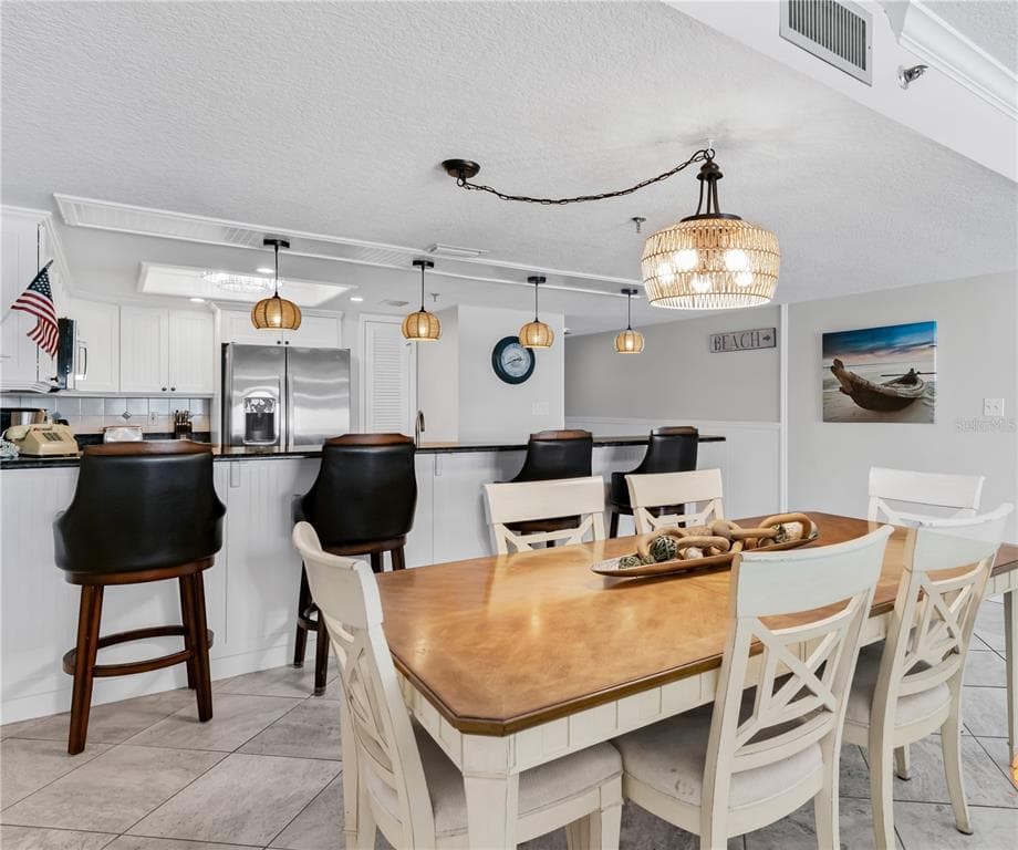 18500 GULF BOULEVARD 209 photo 10