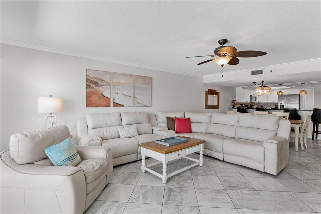 18500 GULF BOULEVARD 209 photo 8