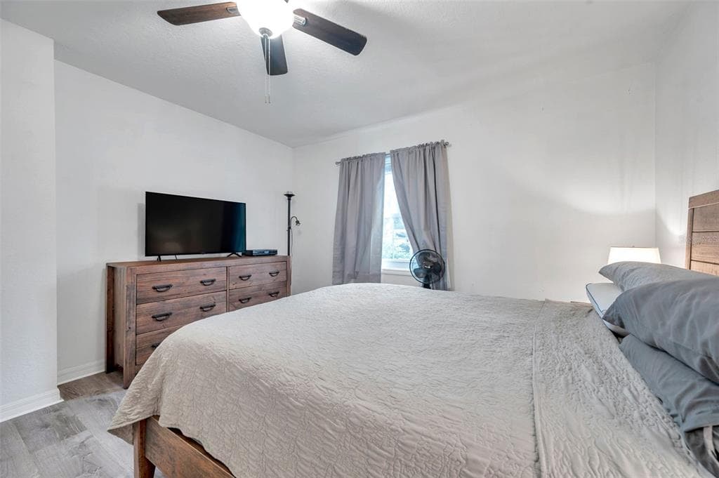 121 SEAHORSE DRIVE SE A photo 16