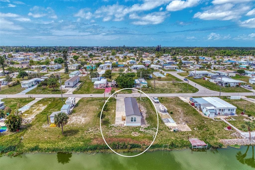 1391 FLAMINGO DRIVE photo 4